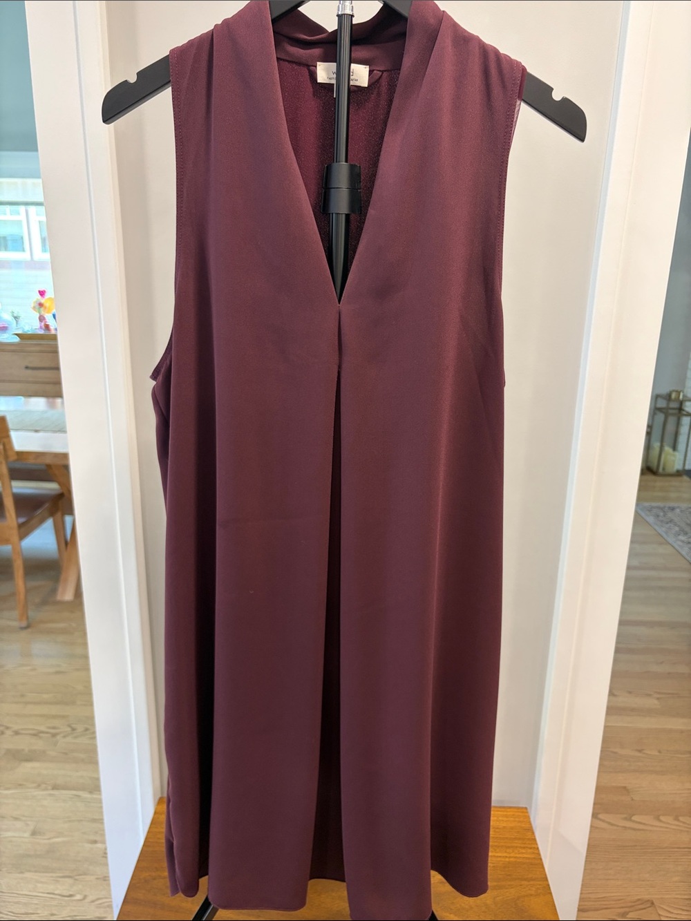 Wilfred Sleeveless V-Neck Maxi Dress in Plum